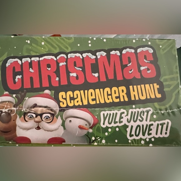 Fun Christmas Scavenger Hunt Game๐๐- NIB - Picture 3 of 4